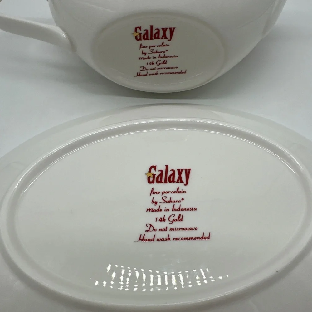 Galaxy by Sakura Red Porcelain Gravy Boat & Underplate 14k Gold Star Accents
